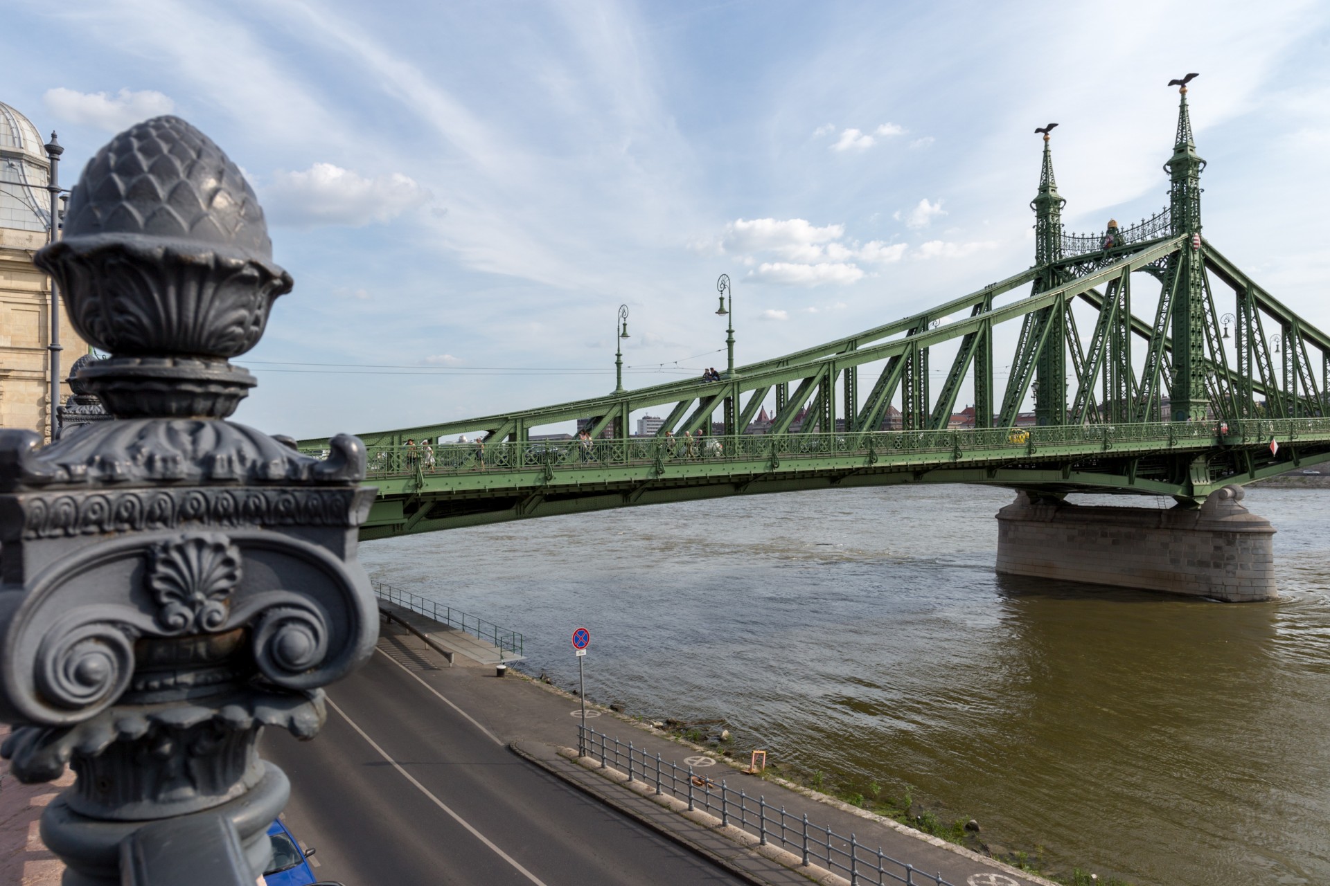 Freiheitsbrücke (Szabadság híd) Budapest von der Pester Seite