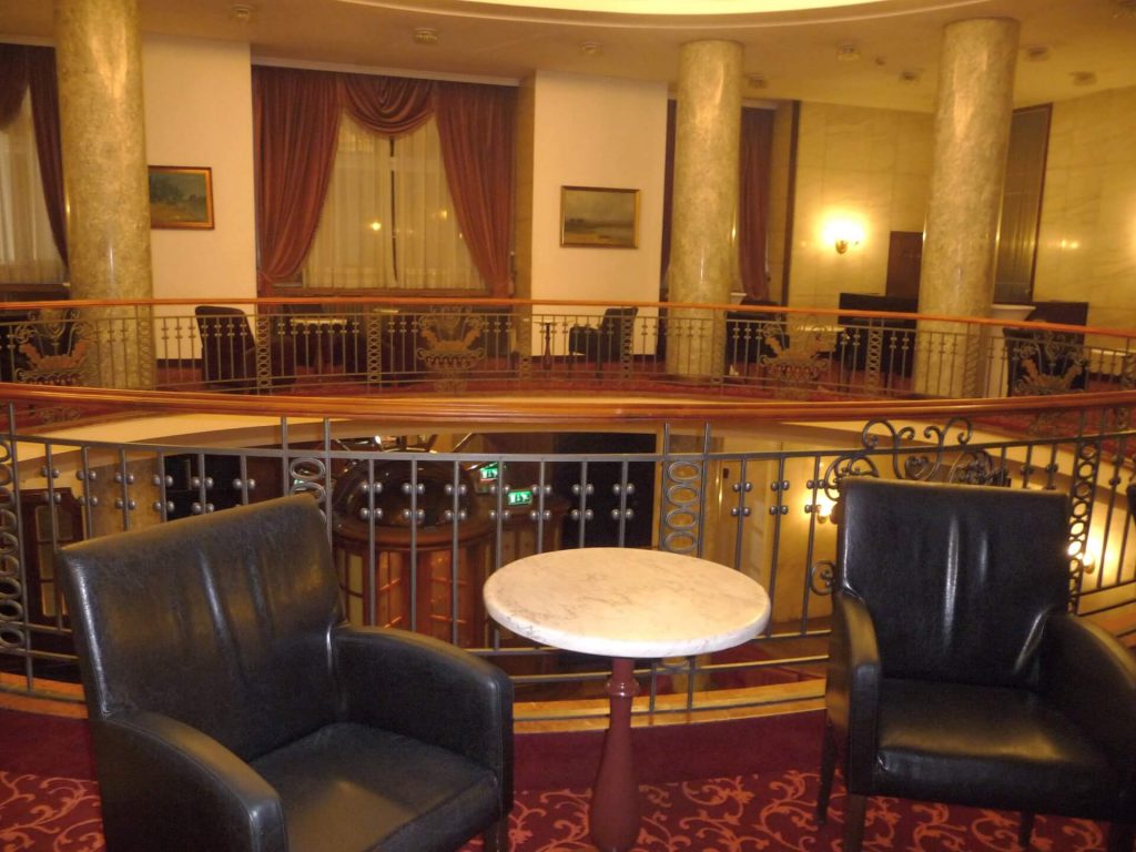 Hotel Gellért Budapest Grandhotel alter Schule mit kleinen Makeln